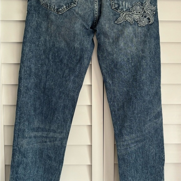 H&M Blue Wash Embroidered Floral Distressed Lace Slim Boyfriend Jeans 25-32 - Picture 2 of 6